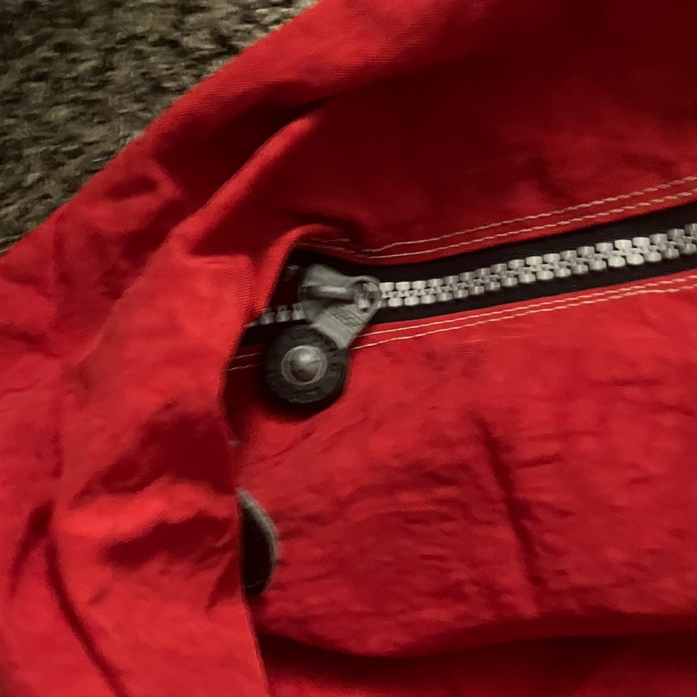 Kipling Vintage Red Travel Bag - Picture 4 of 10
